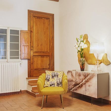 Michael'S Home - Cozy Apartment In The Heart Of Lucca Exterior foto